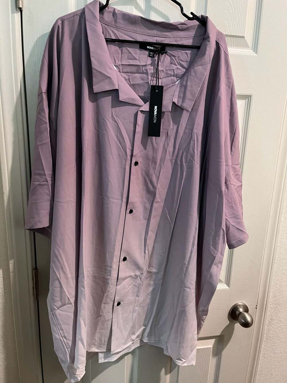 NOVAMEN Men's Short Sleeve Button-Down Shirt in Lavender